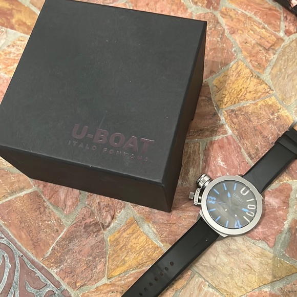 Special edition U-Boat timepiece. 1 year old. - Picture 7 of 10